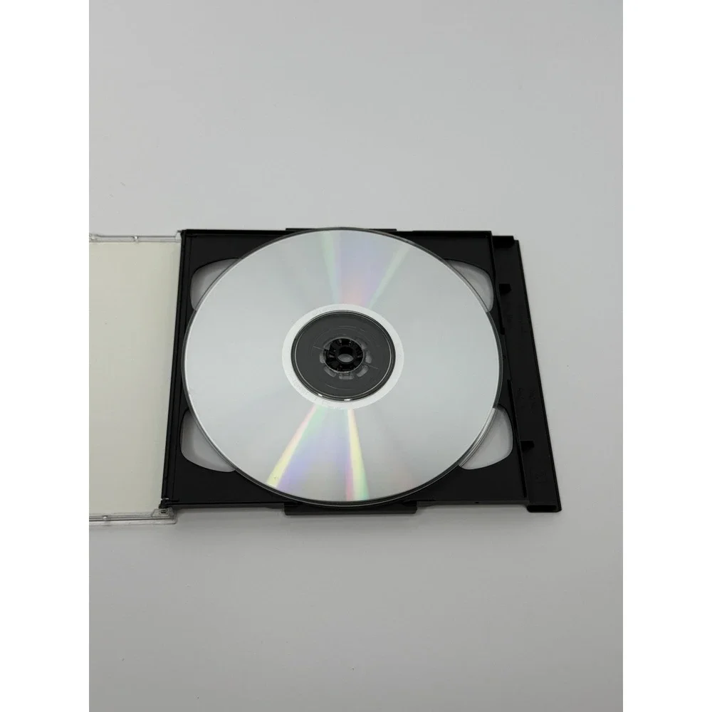 The Operative No One Lives Forever GOTY Edition PC 2001 Monolith Sierra Complete